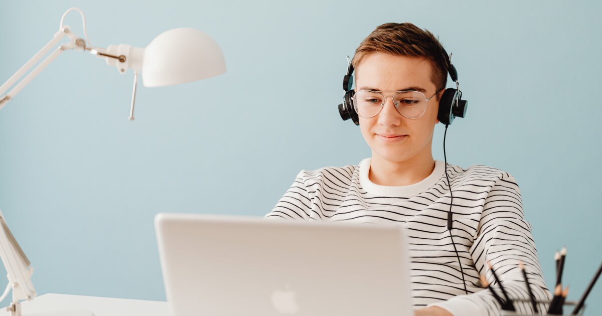 Найкращі завдання для практики Past Simple та Past Continuous - Grade.ua