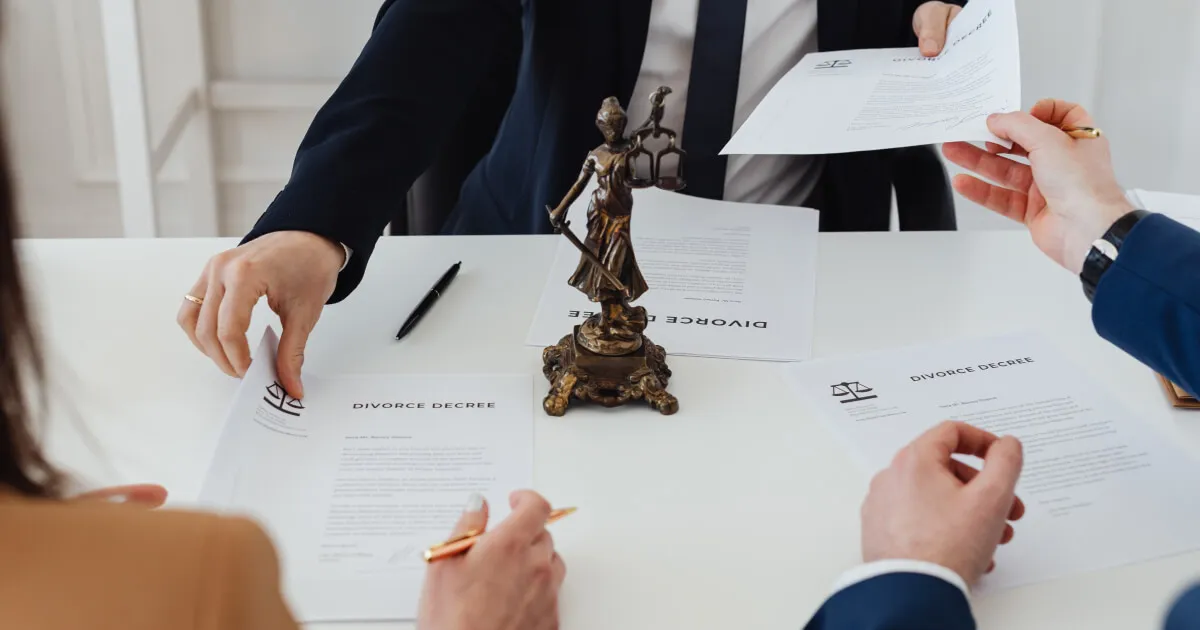 Lawyer's dictionary: полезные слова, выражения и идиомы для работы - Блог грейд юа
