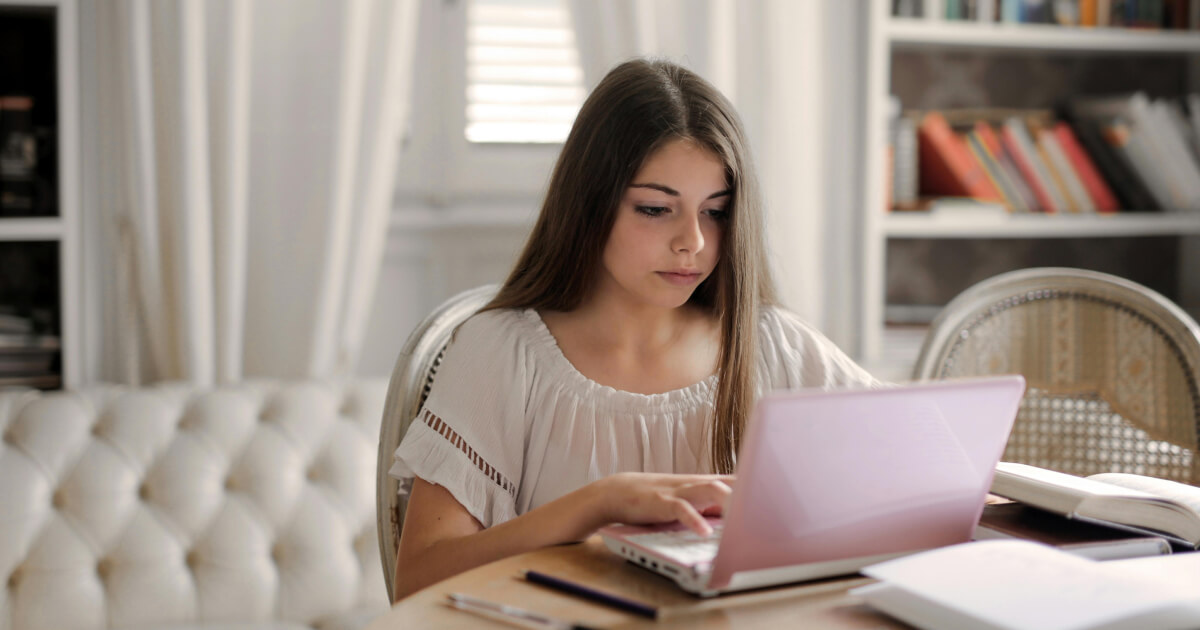 Present Continuous: правила, утворення та коли вживається - grade.ua