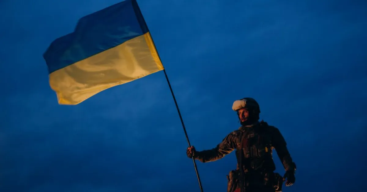 Говоримо про героїв! Понад 30 влучних виразів та цитат зі словом «hero»