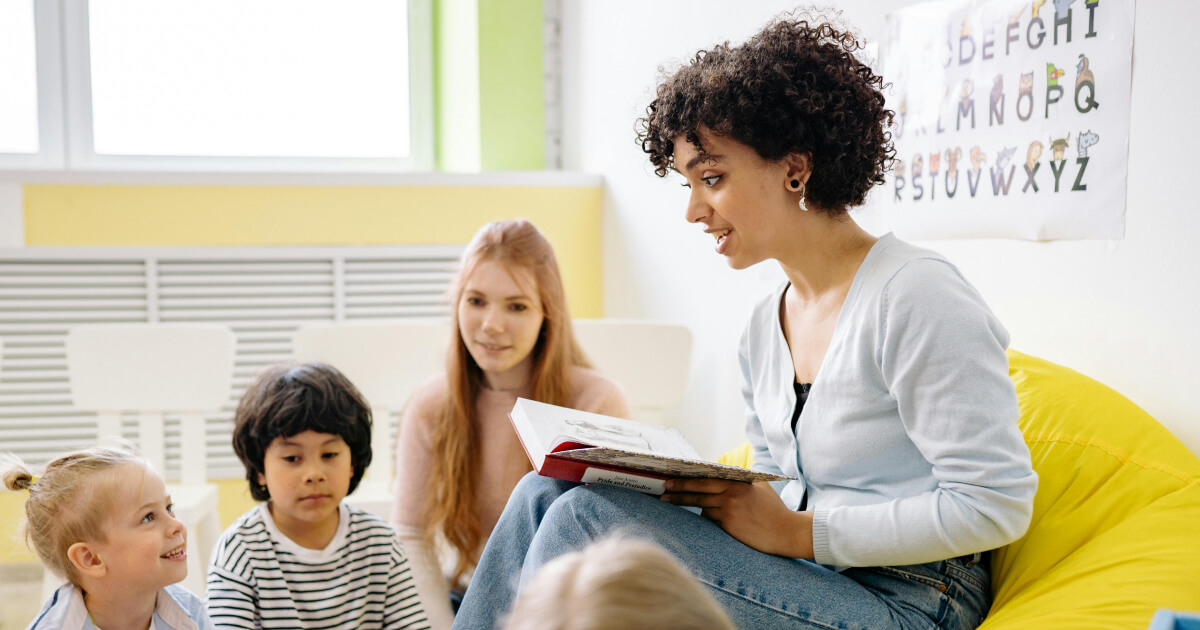 10 дитячих пісень англійською мовою: веселі та рухливі аудіо для уроків - Блог Grade