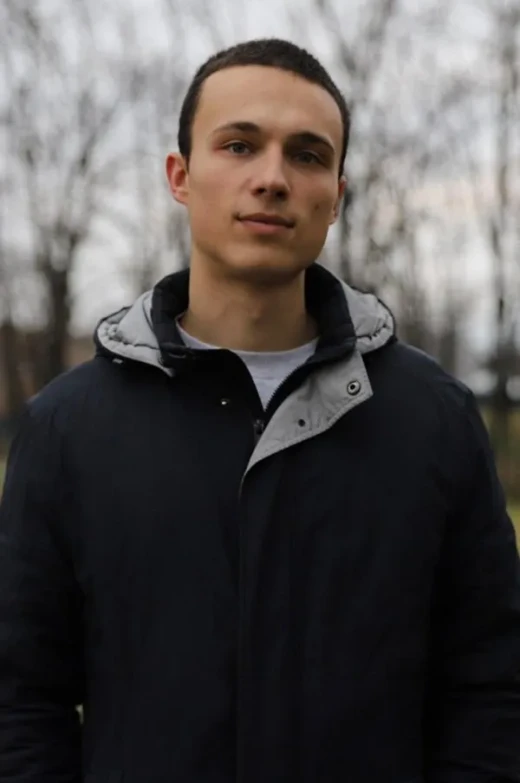 Денис Хобич