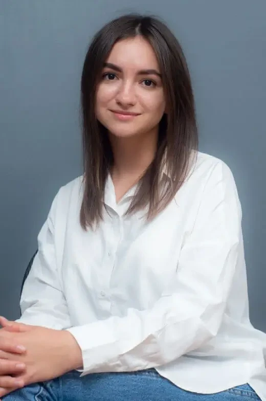 Вікторія Денисенко - Викладач в Grade Education Centre