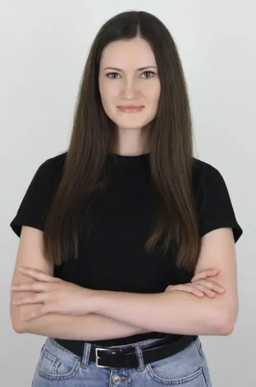 Оксана Деркач - Викладач в Grade Education Centre