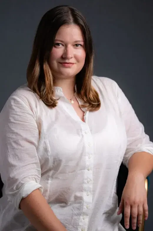 Юлия Попык - Преподаватель в Grade Education Centre