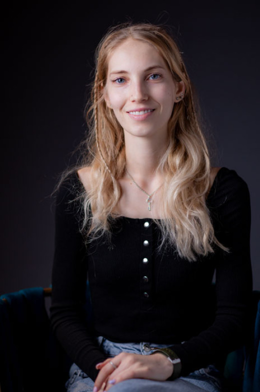 Елена Тишакова
